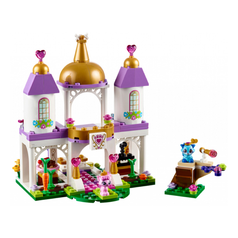 Palace-Pets-Royal-Castle