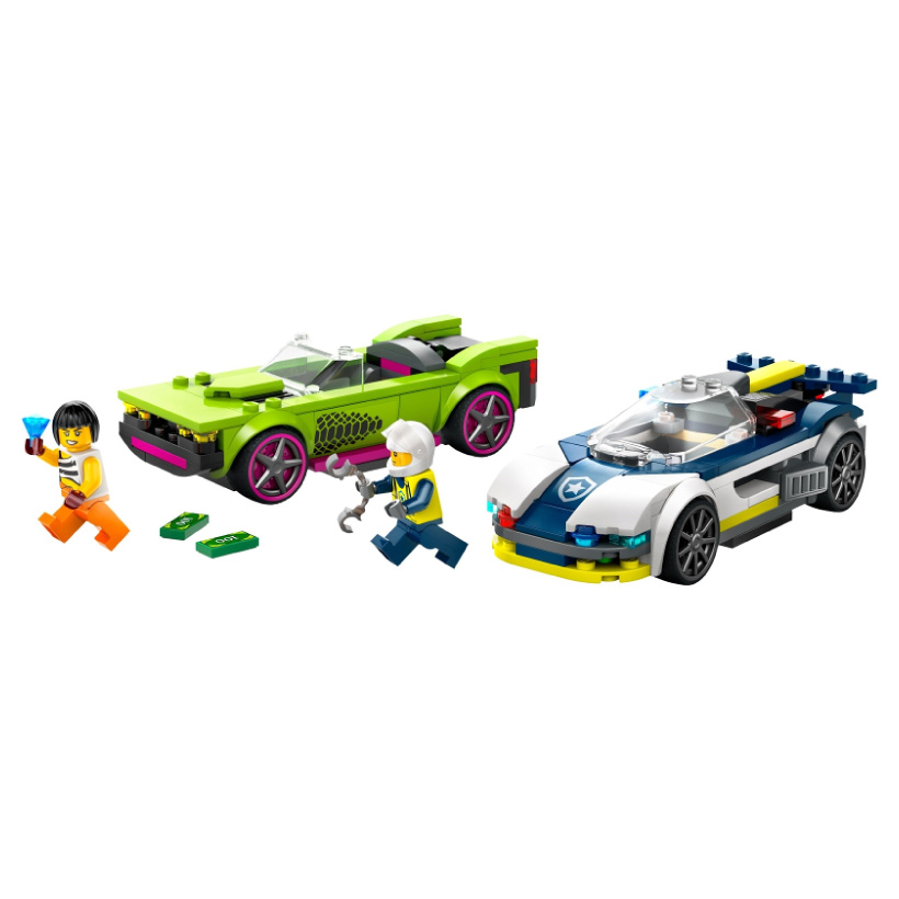 Police-Car-and-Muscle-Car-Chase